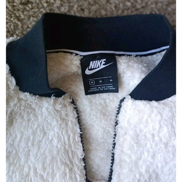 Nike Women's Sherpa Bomber Jacket Size Medium Maroon Full Zip Fluffy Teddy - Picture 4 of 9